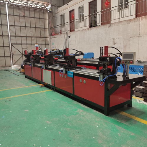 護欄方管沖弧機與五金加工 燈具展示與銷售的制造基石